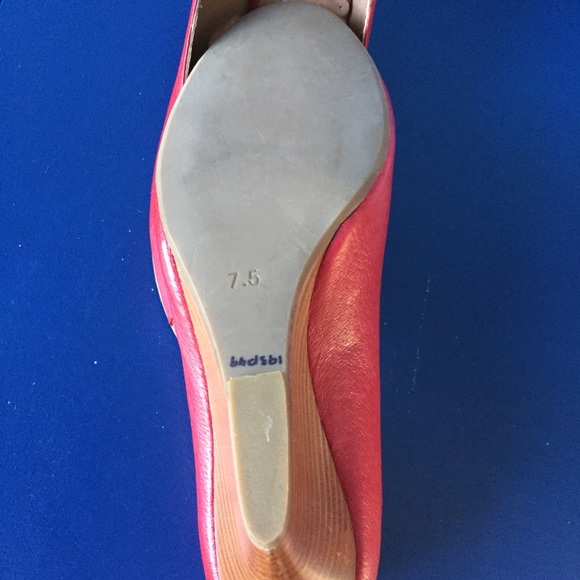 Brand new Miz Mooz red wedge heels. - Picture 13 of 13